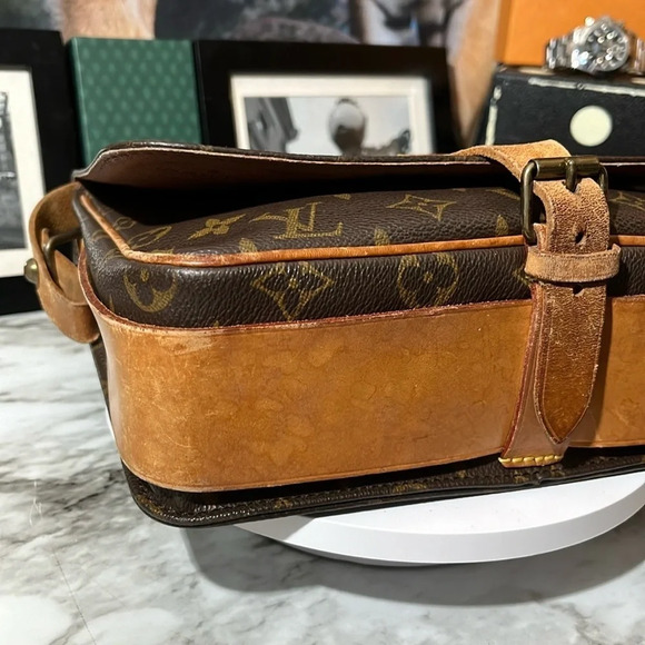 LOUIS VUITTON CARTOUCHIERE MONOGRAM GM CROSSBODY SHOULDER BAG - Picture 5 of 15